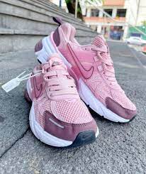 Nike V2K Run Rosa Dama